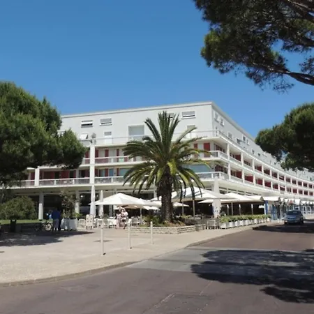 Semesterbostad Maison F3 : Proche Et Commerces - Fr-1-71-58