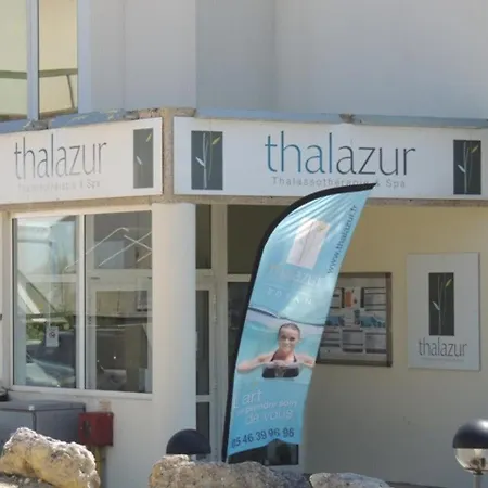 Maison F3 : Proche Et Commerces - Fr-1-71-58